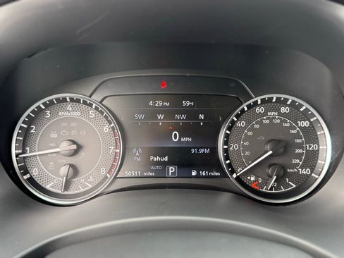 Used 2024 Nissan Armada SV image 5