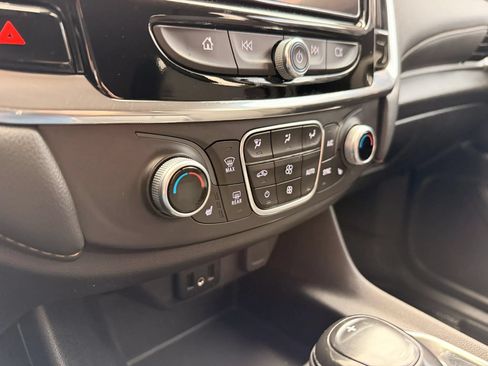Used 2018 Chevrolet Traverse LT AWD/4WD image 30
