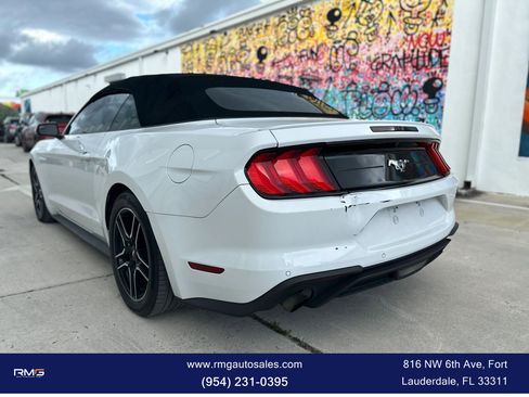 Used 2020 Ford Mustang Premium RWD image 5