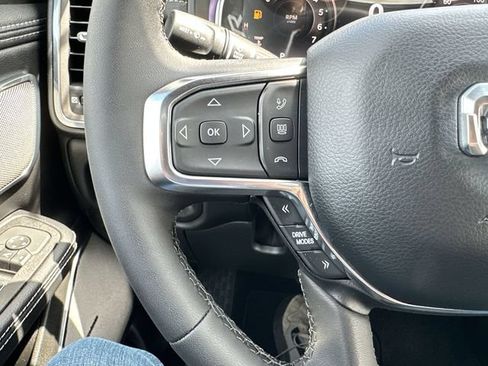 Used 2025 RAM 1500 Laramie AWD/4WD image 14