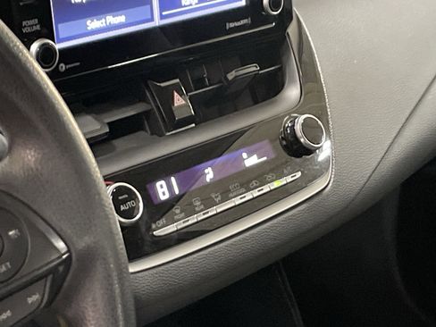 Certified 2022 Toyota Corolla LE image 45