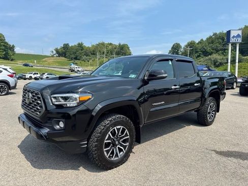 Used 2023 Toyota Tacoma TRD Sport w/ Technology Package AWD/4WD image 1