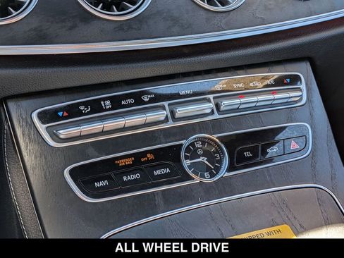 Used 2018 Mercedes-Benz E 400 4MATIC Coupe image 25
