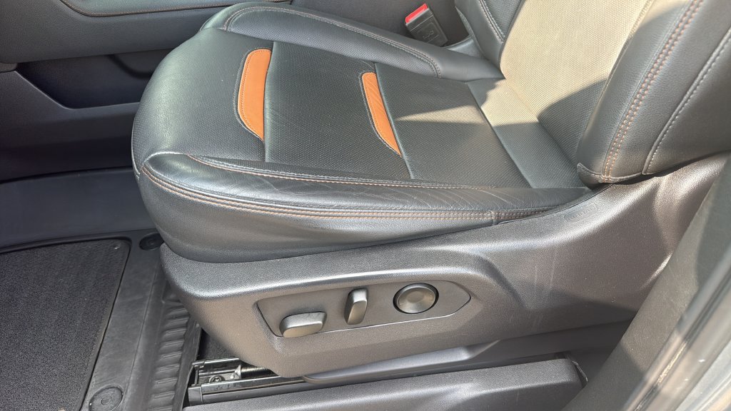Used 2024 GMC Sierra 1500 AT4 w/ AT4 Premium Package AWD/4WD image 8