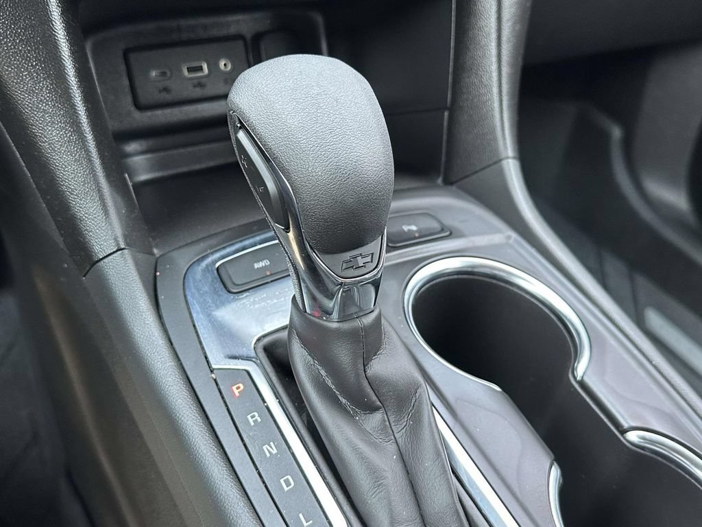 Used 2023 Chevrolet Equinox LT AWD/4WD image 25