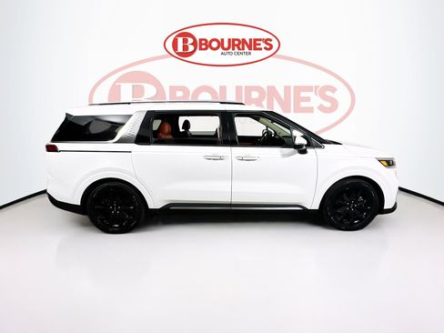 Used 2024 Kia Carnival SX Prestige FWD image 14