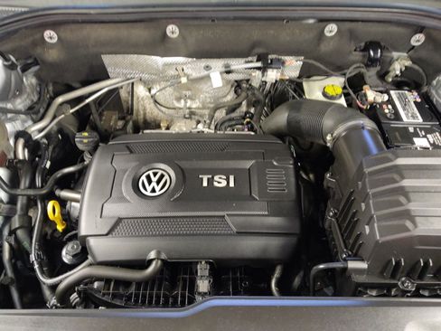Used 2022 Volkswagen Atlas Cross Sport SE FWD image 30