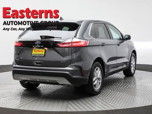 Used 2023 Ford Edge SEL image 5