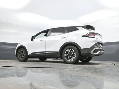 Used 2025 Kia Sportage LX FWD image 47
