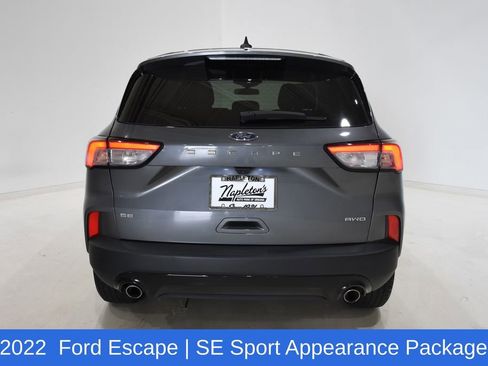 Used 2022 Ford Escape SE w/ SE Sport Appearance Package image 5