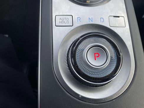 Used 2025 Genesis GV70 3.5T Sport w/ Sport Advanced Package image 43