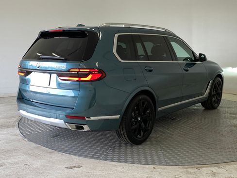 New 2026 BMW X7 xDrive40i w/ Executive Package image 9