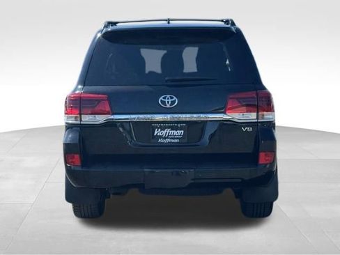 Used 2016 Toyota Land Cruiser AWD/4WD image 7