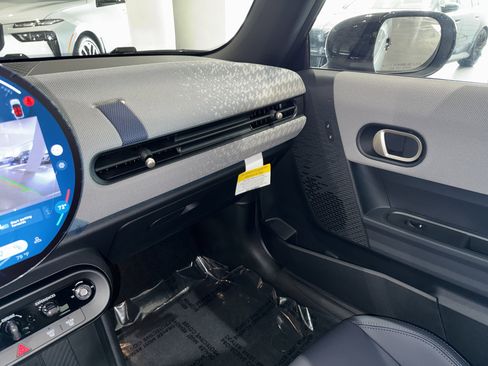 New 2026 MINI Cooper 2-Door Hardtop image 21