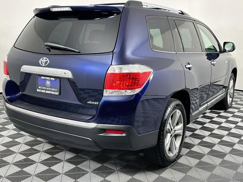 Used 2012 Toyota Highlander Limited w/ Tow Pkg AWD/4WD image 26