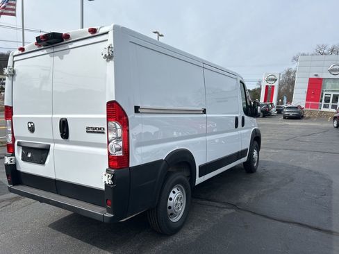 Used 2023 RAM ProMaster 2500 image 7