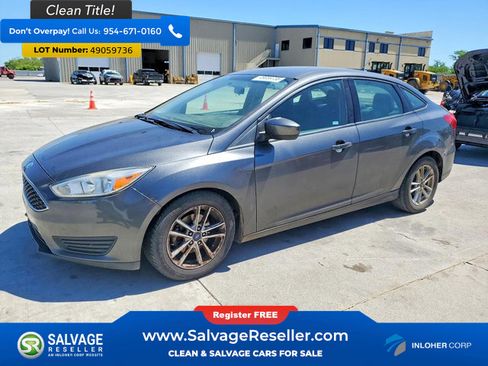 Used 2018 Ford Focus SE image 1