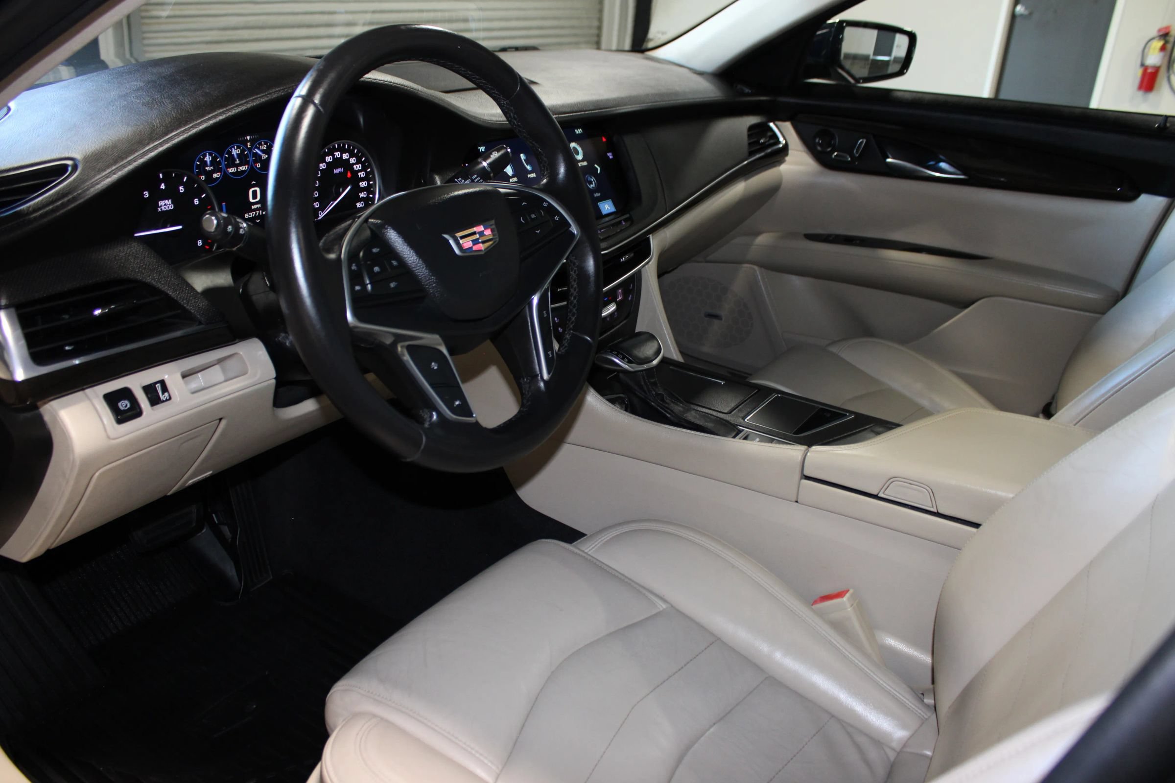 Used 2016 Cadillac CT6 RWD image 26