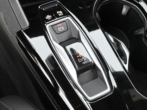 Certified 2025 Audi SQ5 Premium Plus w/ Premium Plus Package AWD/4WD image 12