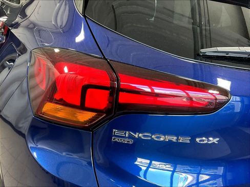 Used 2023 Buick Encore GX Select w/ Safety Package II image 32