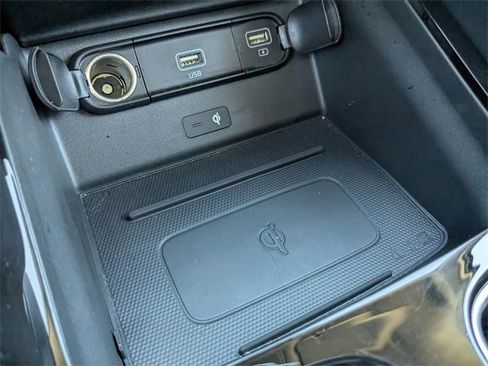 Used 2022 Kia Telluride EX w/ EX Premium Package image 27