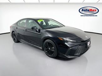 Used 2025 Toyota Camry SE FWD video 1