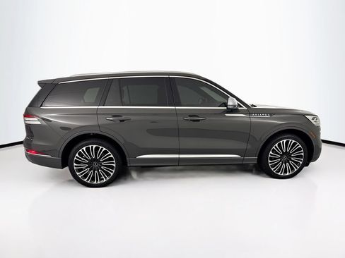 Used 2022 Lincoln Aviator Black Label AWD/4WD image 4
