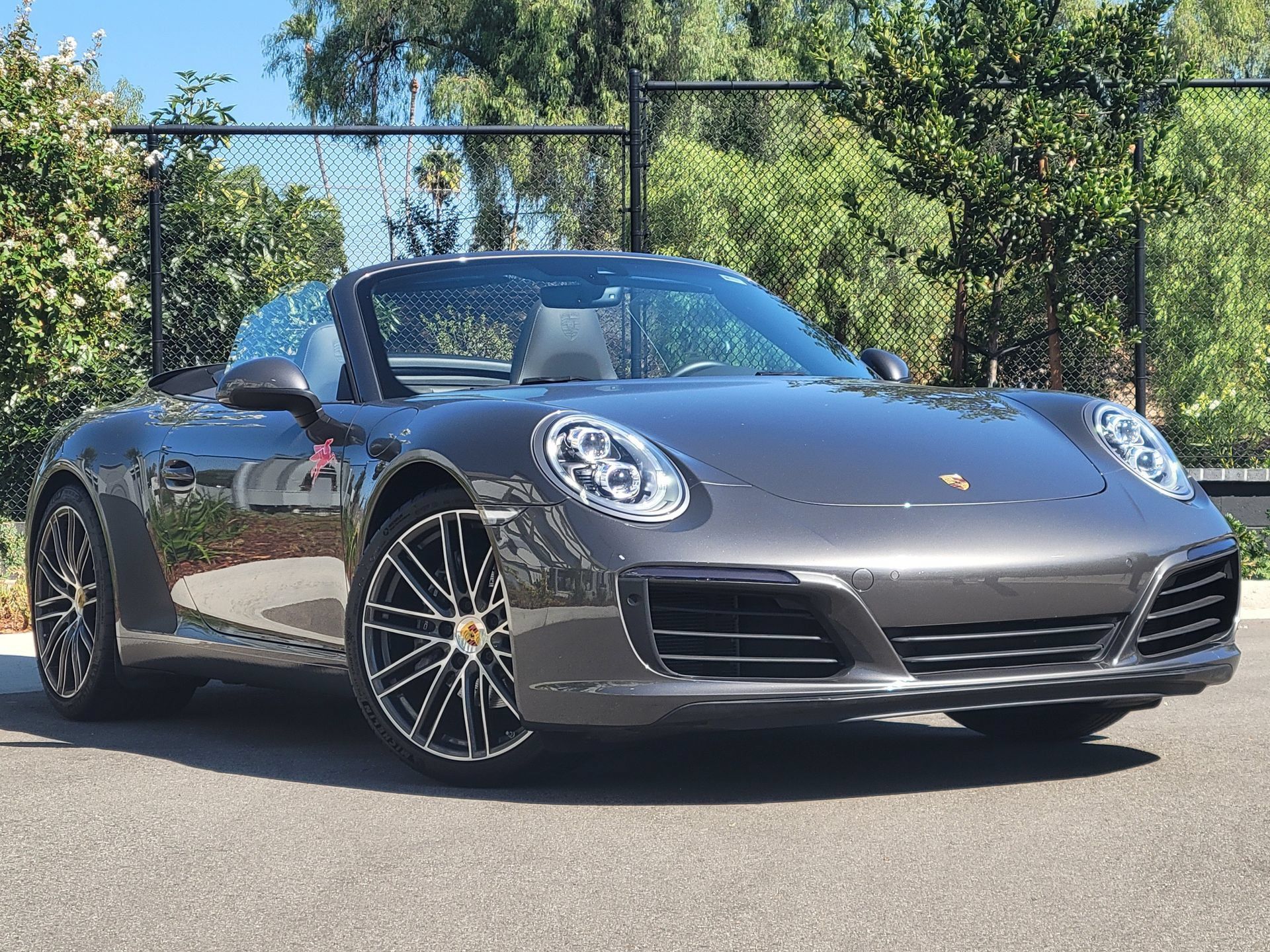 Certified 2018 Porsche 911 Carrera RWD image 9