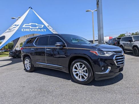 Used 2020 Chevrolet Traverse High Country w/ LPO, Floor Liner Package AWD/4WD image 1