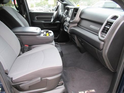 Used 2024 RAM 2500 Big Horn w/ Bed Utility Group image 12