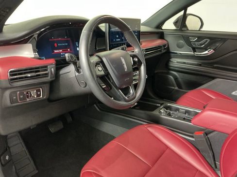 Used 2023 Lincoln Corsair Reserve w/ Equipment Group 201A image 20