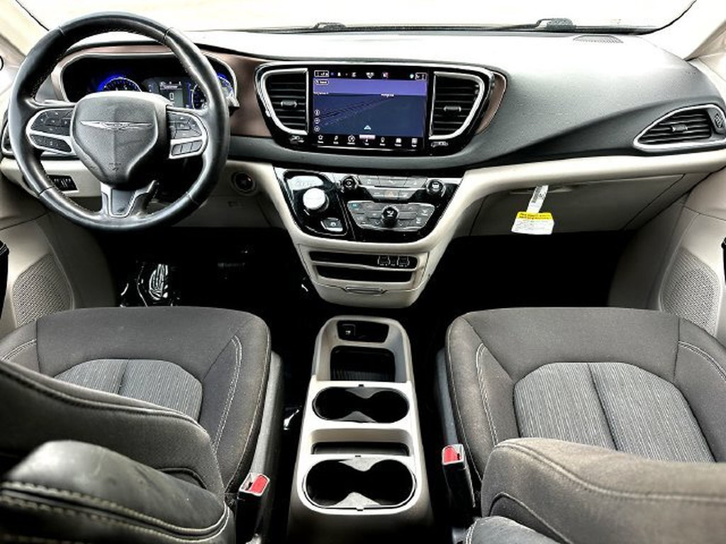 Used 2023 Chrysler Voyager LX FWD image 29