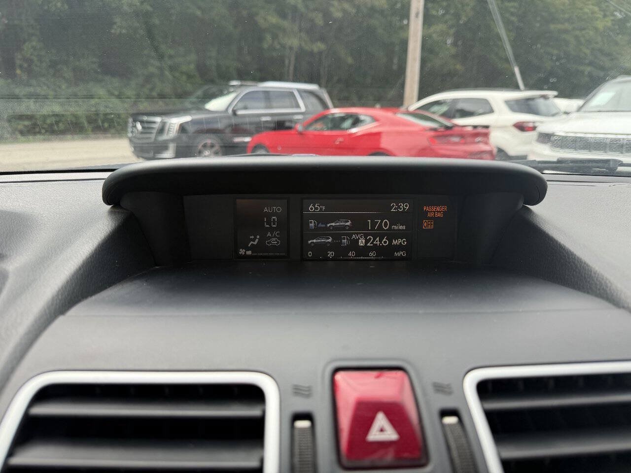Used 2018 Subaru Forester 2.5i Premium AWD/4WD image 16