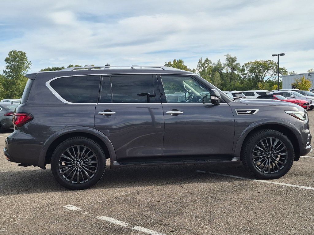 Used 2022 INFINITI QX80 Premium Select w/ Cargo Package AWD/4WD image 6