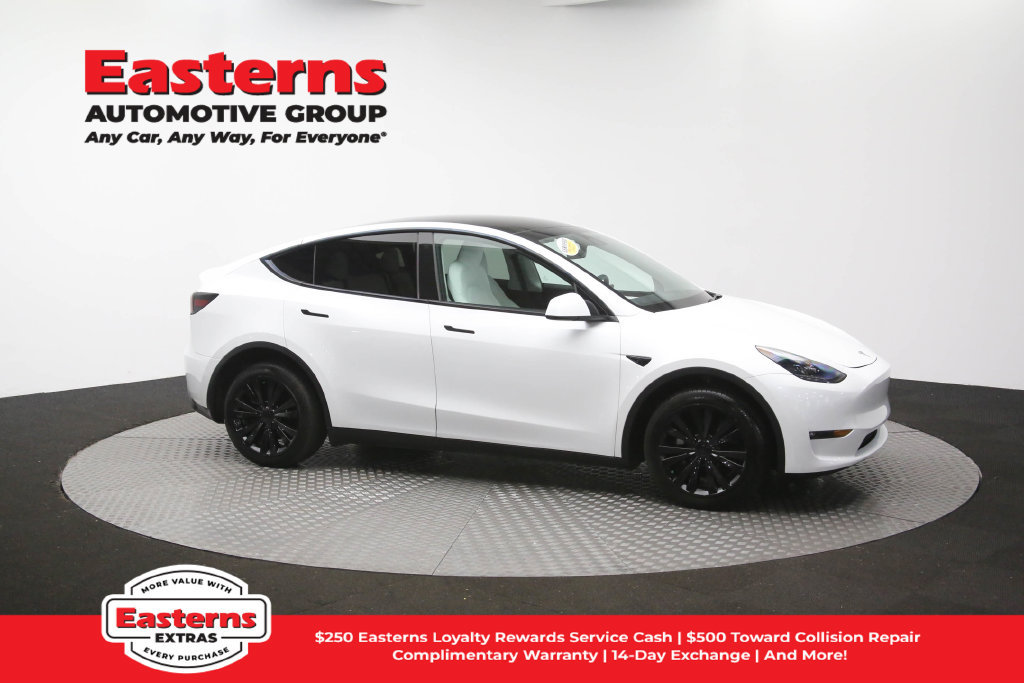 Used 2023 Tesla Model Y Long Range AWD/4WD image 44