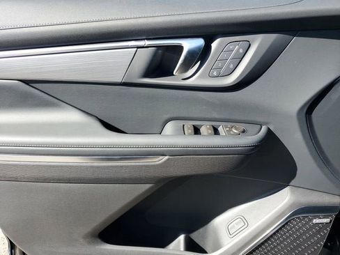 New 2026 Buick Enclave Preferred w/ Power Package FWD image 17