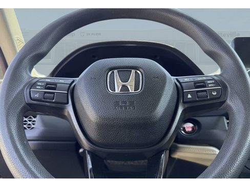 Used 2023 Honda Accord EX image 14