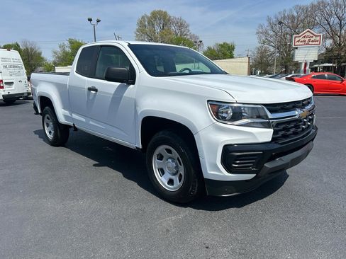Used 2021 Chevrolet Colorado W/T image 3