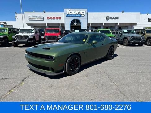 Used 2023 Dodge Challenger SRT Hellcat RWD image 1