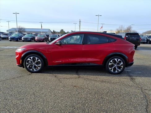 Certified 2021 Ford Mustang Mach-E Premium image 4