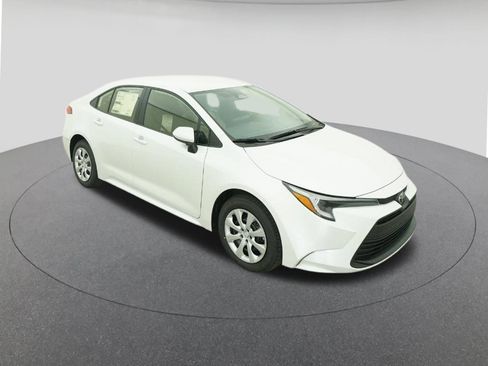 New 2026 Toyota Corolla LE image 13