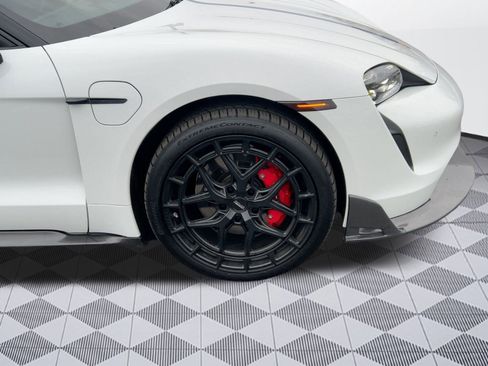 Used 2021 Porsche Taycan 4S w/ Premium Package image 11