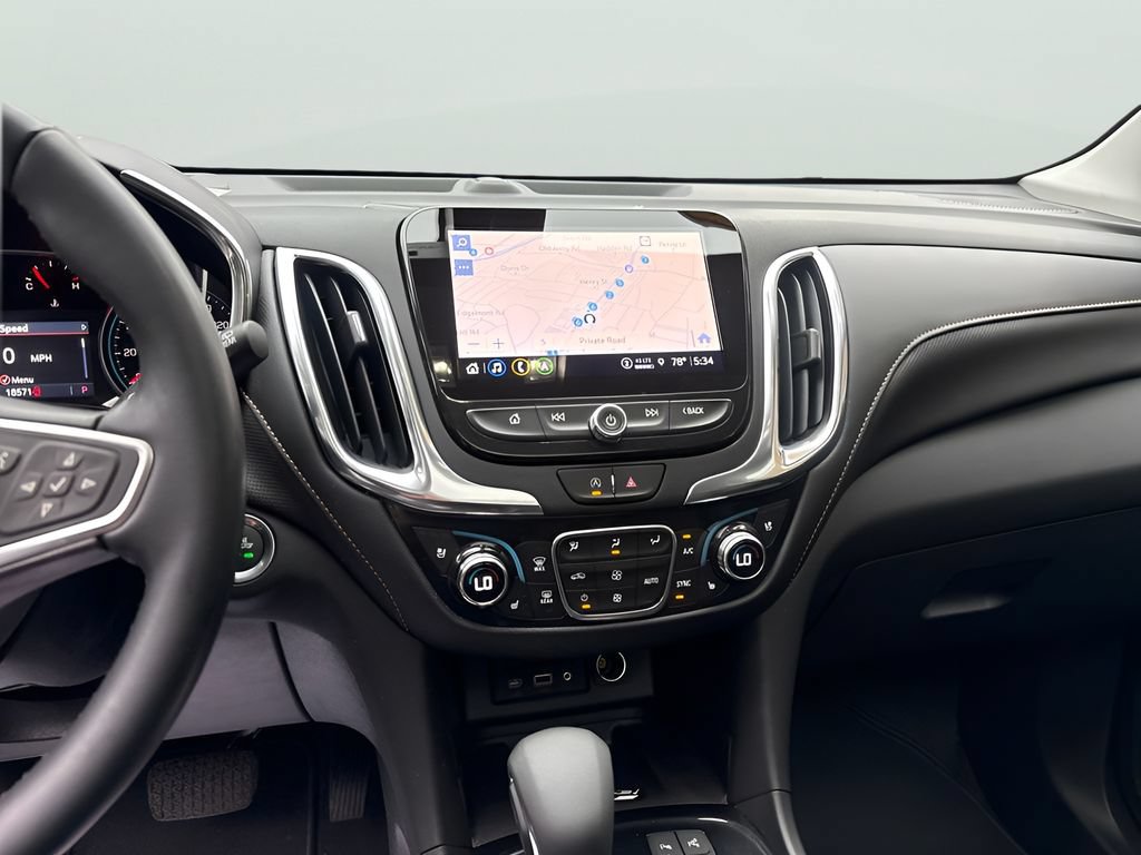 Used 2024 Chevrolet Equinox Premier AWD/4WD image 20