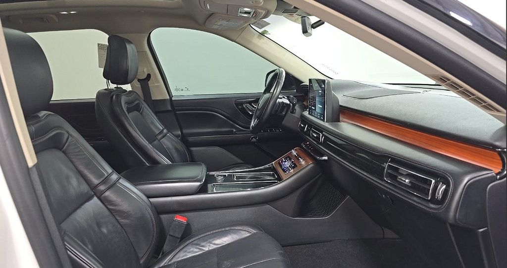 Used 2020 Lincoln Aviator Reserve w/ Equipment Group 201A AWD/4WD image 9