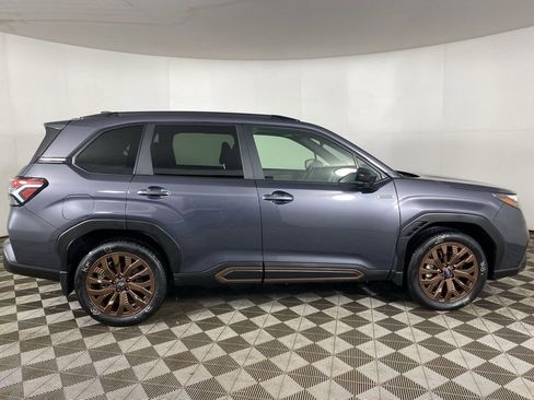 Used 2025 Subaru Forester Sport image 5