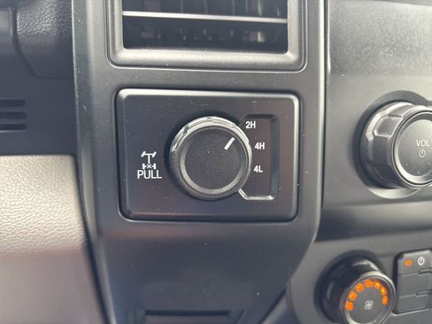 Used 2020 Ford F150 XL w/ Equipment Group 101A Mid AWD/4WD image 5