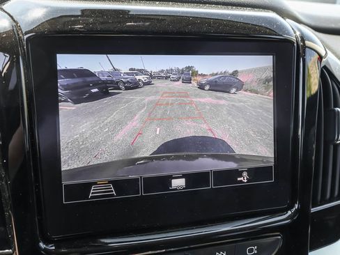 Used 2020 Chevrolet Traverse LT AWD/4WD image 7