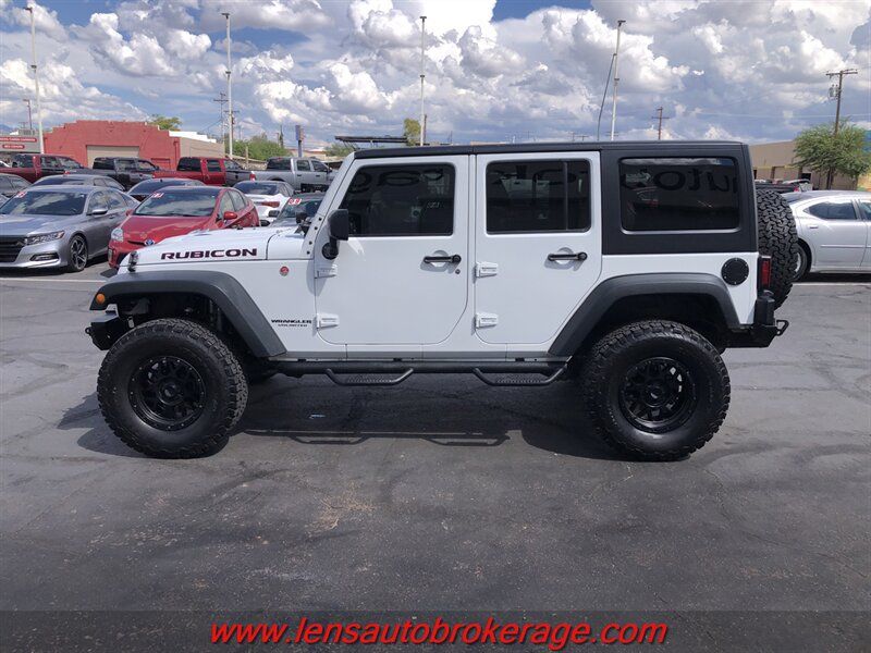 Used 2016 Jeep Wrangler Unlimited Rubicon AWD/4WD image 9
