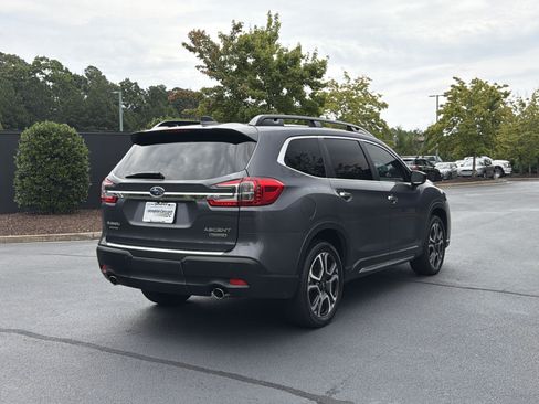 Used 2025 Subaru Ascent Touring AWD/4WD image 3