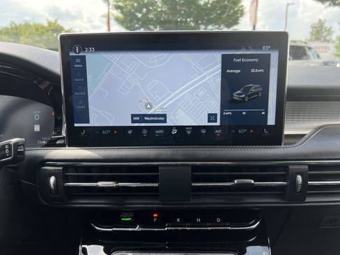 Used 2024 Lincoln Corsair AWD w/ Equipment Group 101A image 19